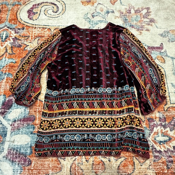 Johnny Was Velvet Burnout Tunic Top Boho Embroidered Bell Sleeve XS - Picture 4 of 7
